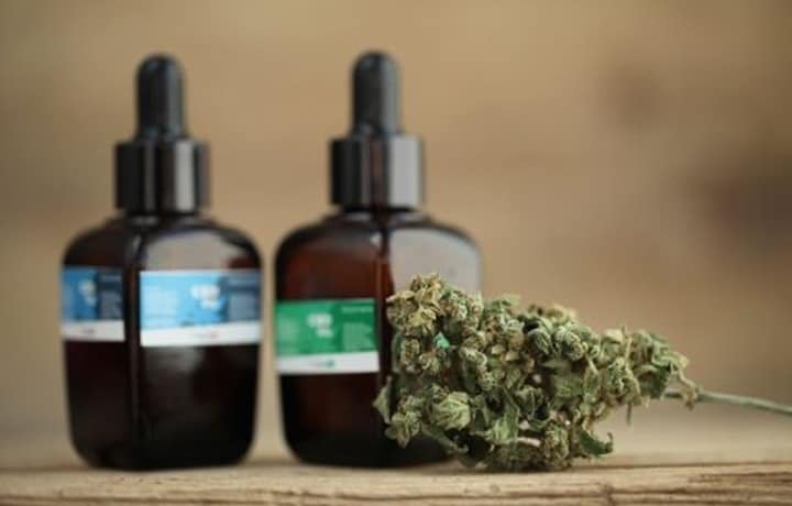 Ki akarja próbálni a CBD-t izmai helyreállításához? Itt vannak a legfontosabb tudnivalók